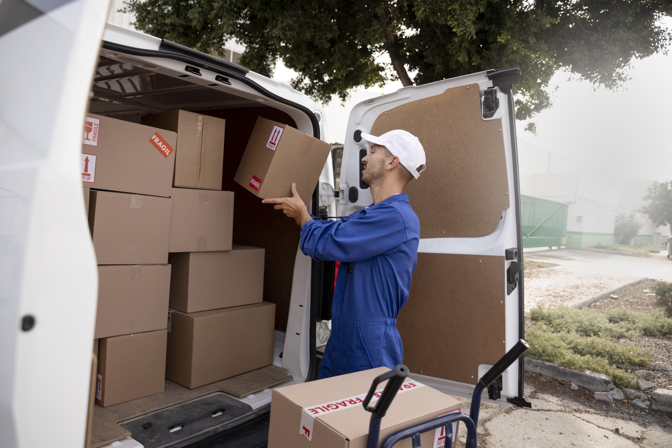 The Complete Guide to House Removals in London: What to Know Before Hiring a Moving Company